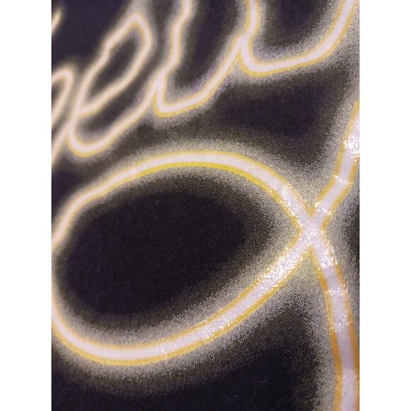 VNT 90's Six Flags TWEETY BIRD on Swing Tshirt Men's Sz XL BLACK GLOW Letters - Picture 3 of 11